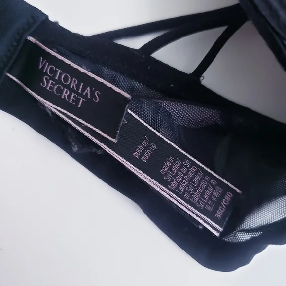 Victoria's Secret Black Floral Pushup Bra - Picture 7 of 8